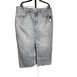 Universal Thread Jean Skirt Women's Size 17 Light Wash Denim Midi with‎ Slit